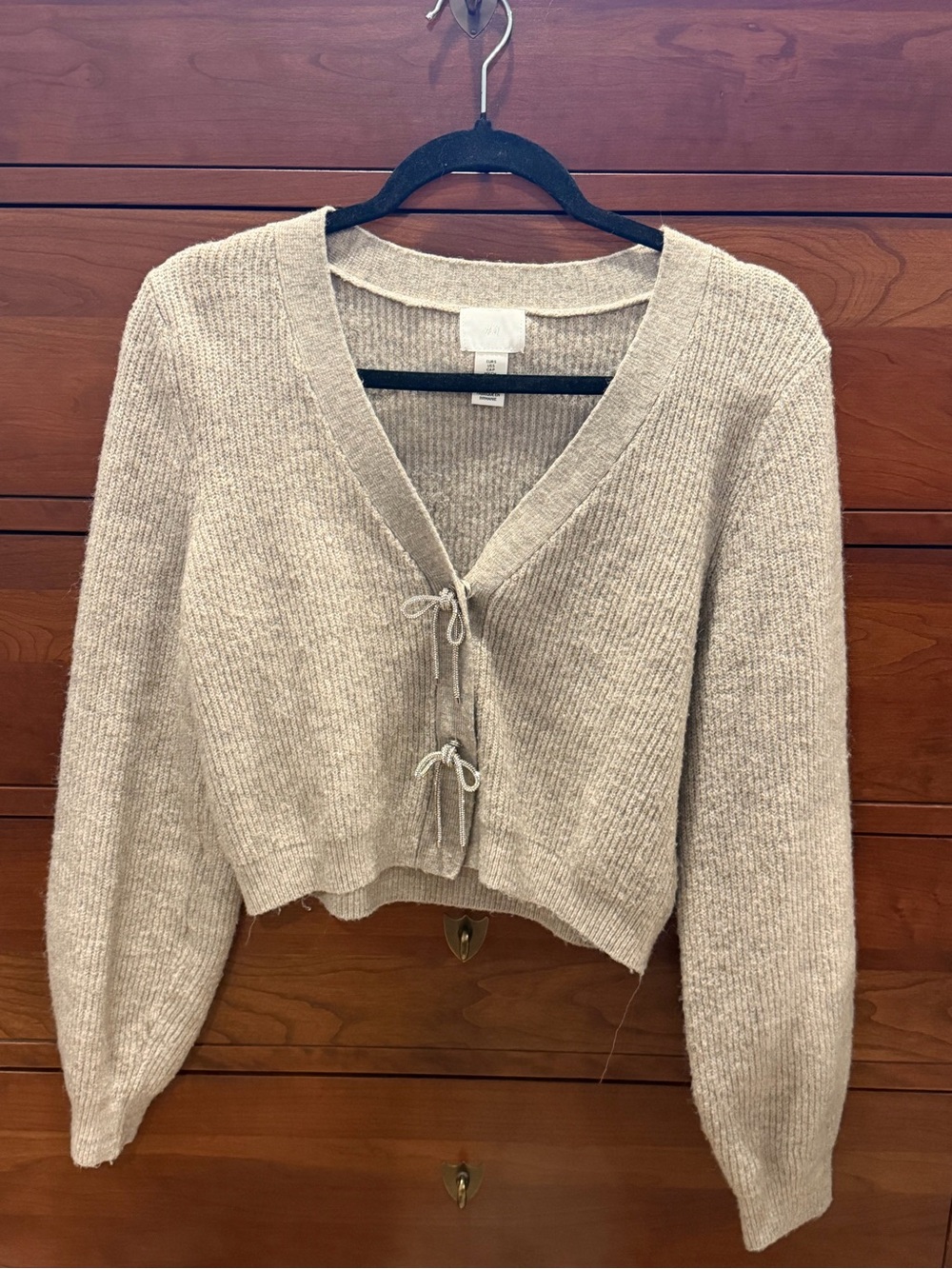 Cozy V-Neck Cardigan Sweater - Beige